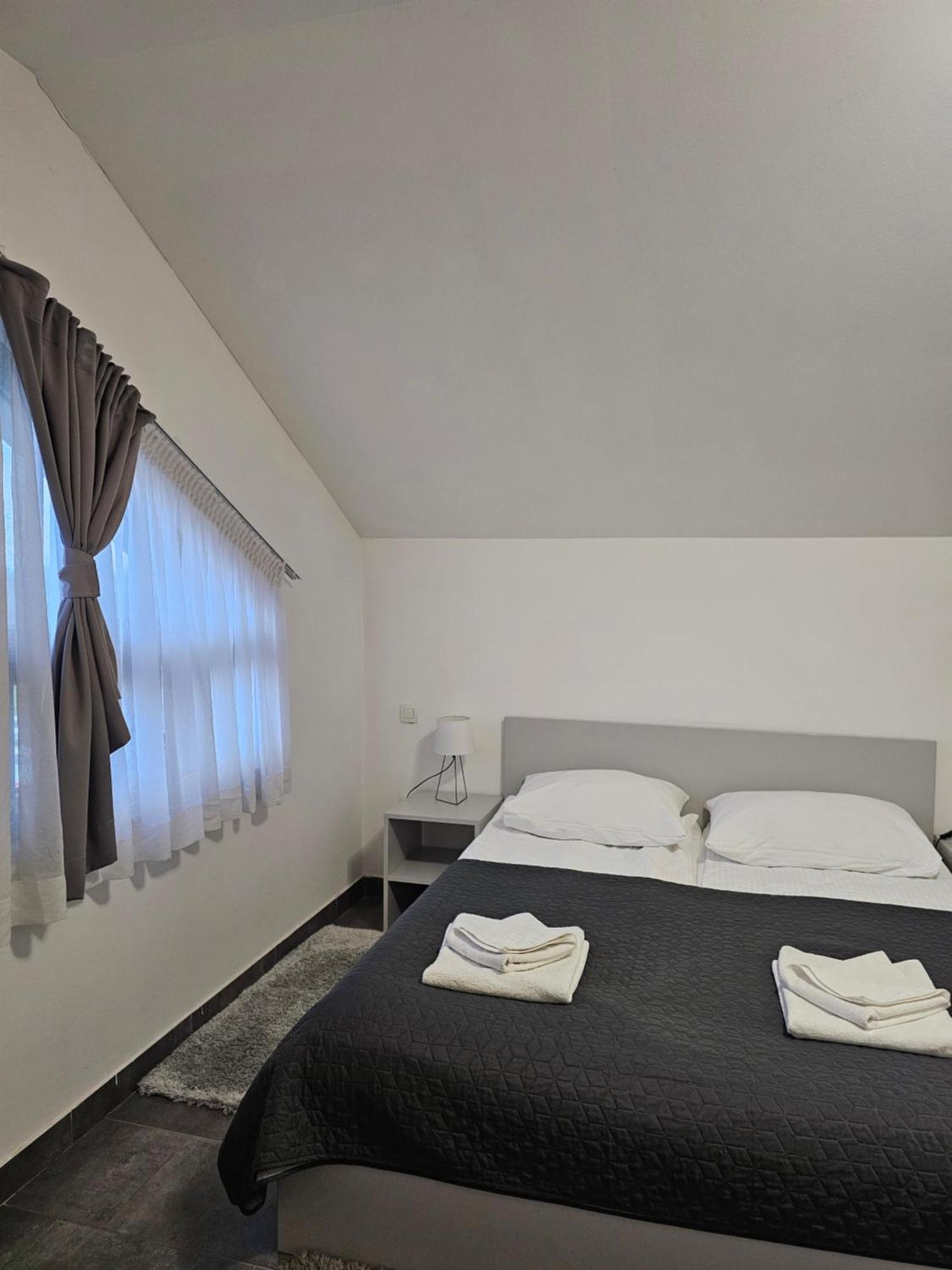 Filipovic Rent A Car & Apartments Selnica Scitarjevska Kültér fotó