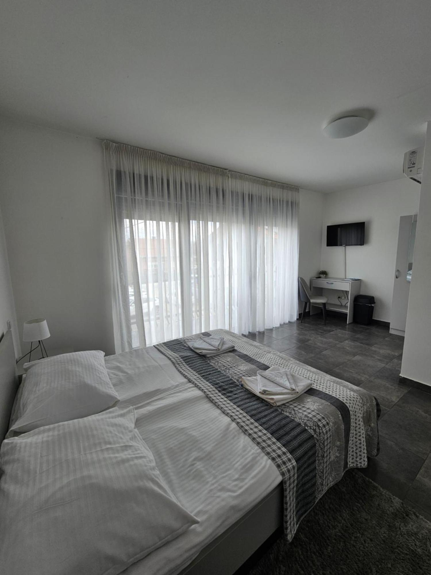 Filipovic Rent A Car & Apartments Selnica Scitarjevska Kültér fotó