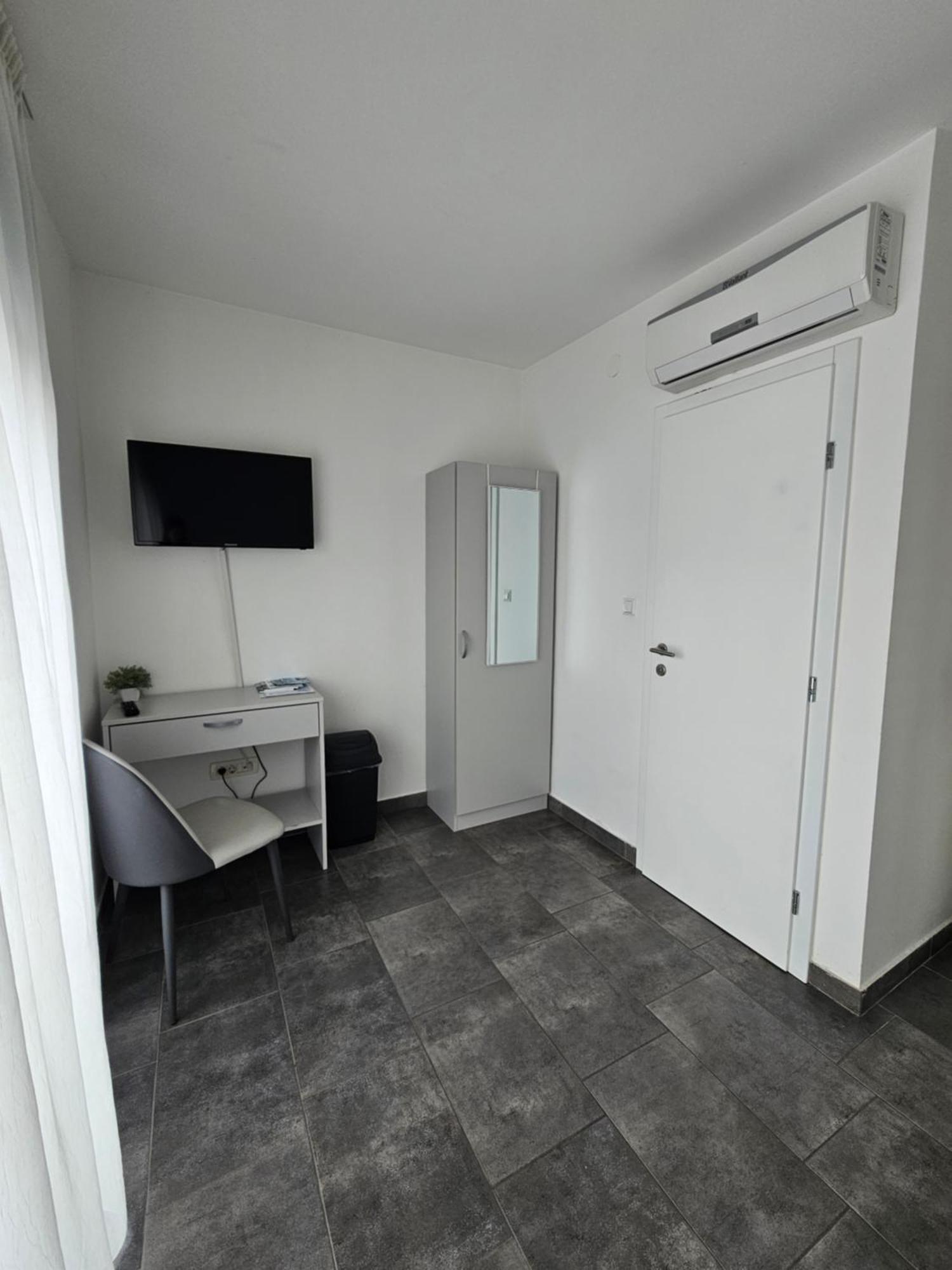 Filipovic Rent A Car & Apartments Selnica Scitarjevska Kültér fotó