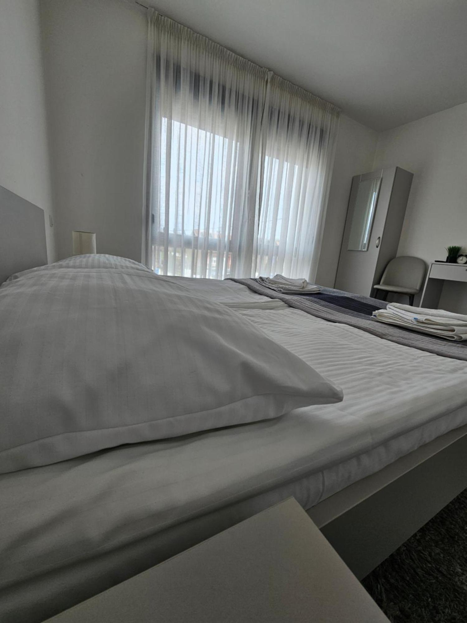 Filipovic Rent A Car & Apartments Selnica Scitarjevska Kültér fotó